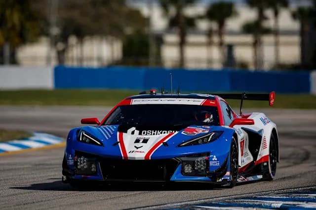 Corvette GT3.R on track at Sebring